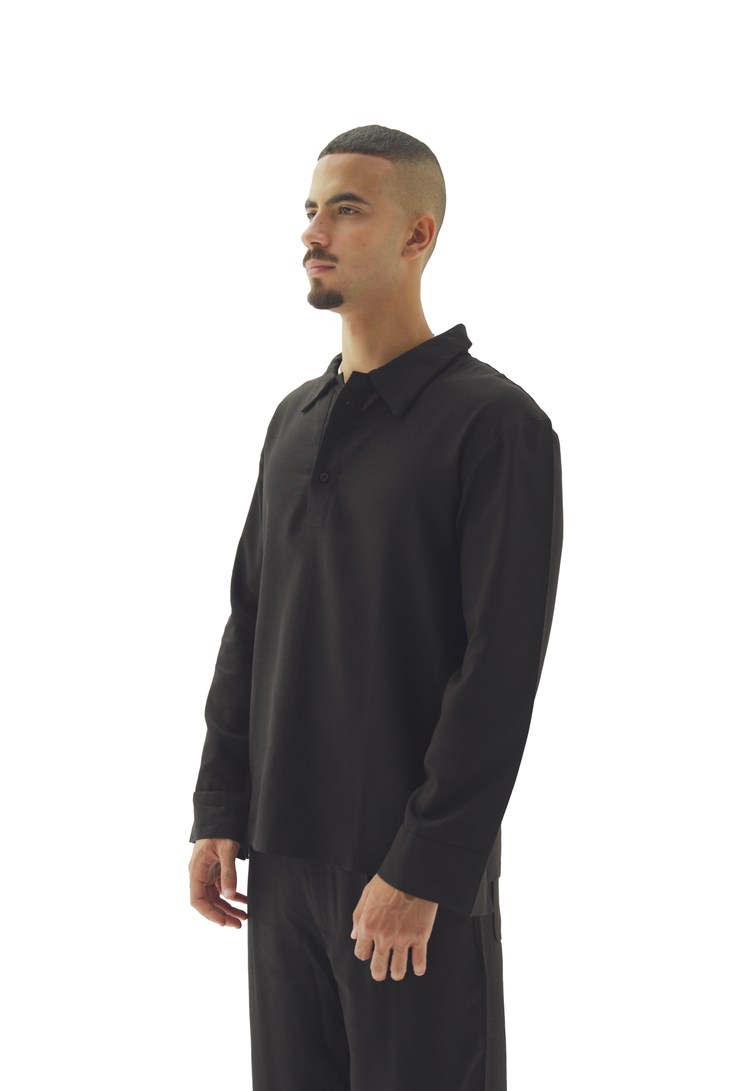 Quarter black linen shirt