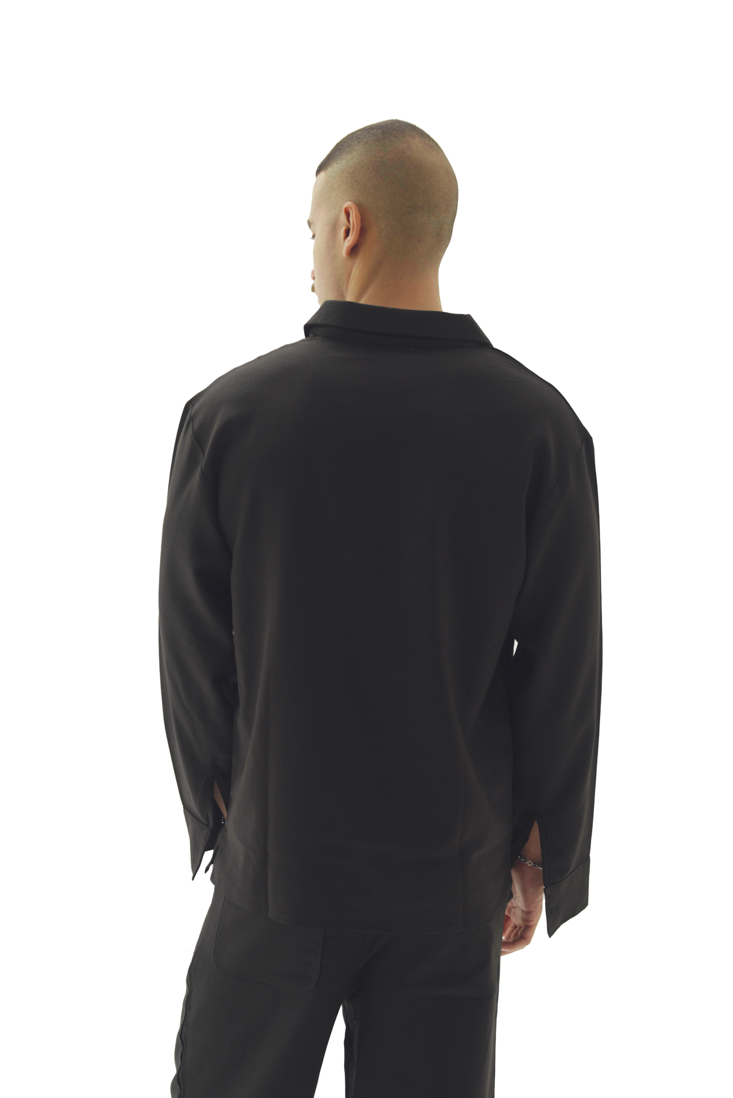 Quarter black linen shirt
