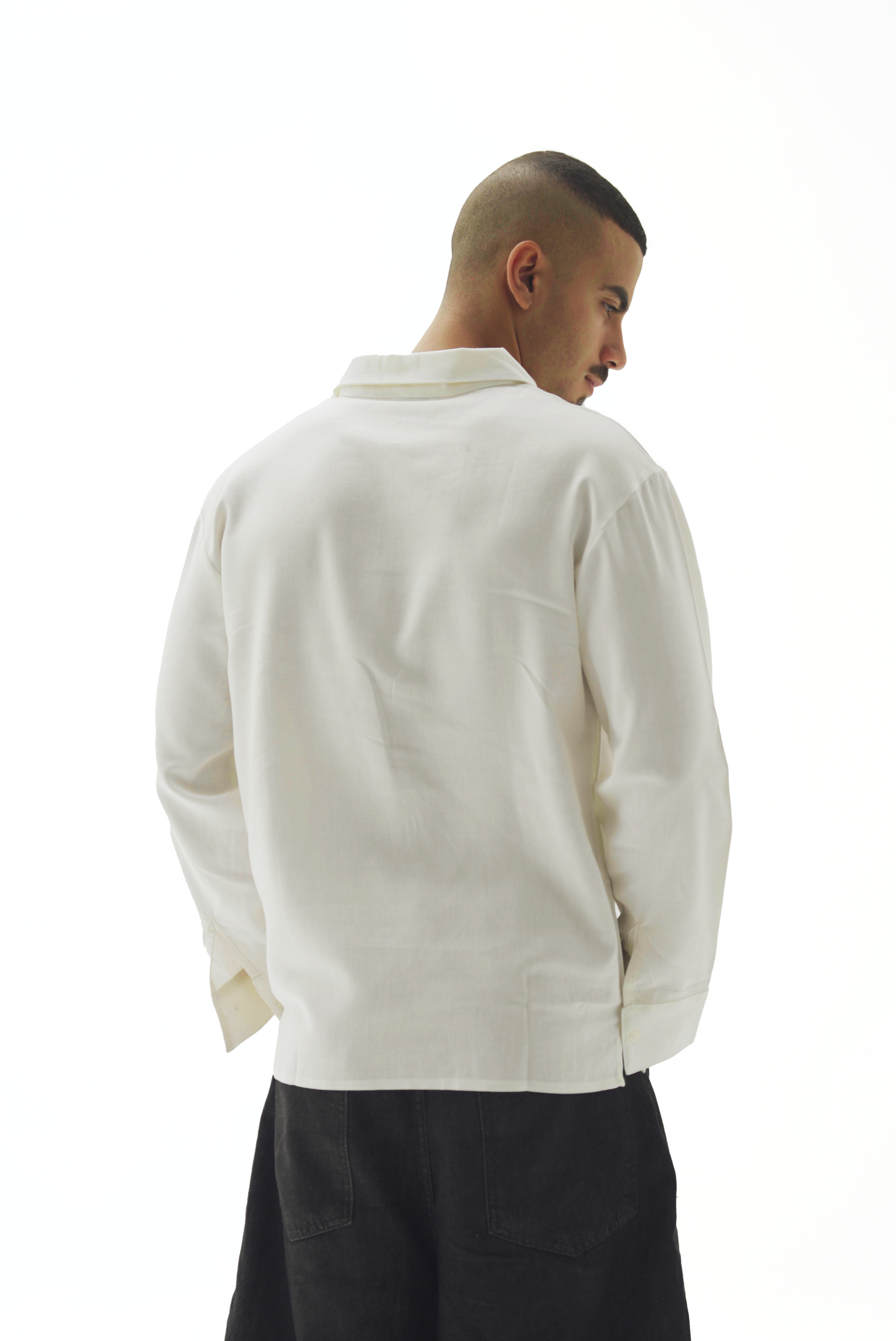 Quarter white linen shirt